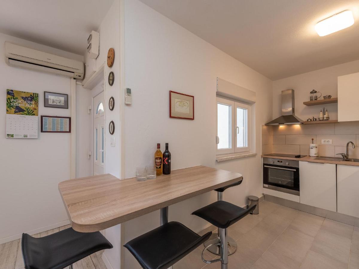 Holiday Home Milka By Interhome Pridraga Eksteriør billede