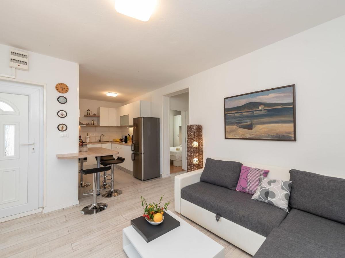 Holiday Home Milka By Interhome Pridraga Eksteriør billede